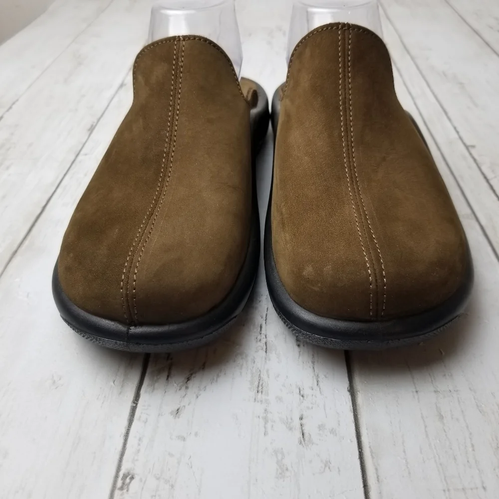 Hammacher Schlemmer Men's Walk On Air Suede Brown Indoor/Outdoor Slipper Mules
